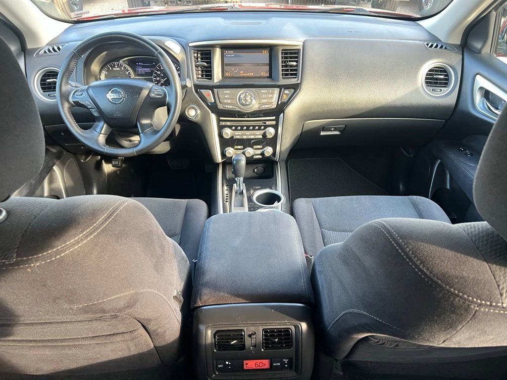 Used 2013 Nissan Pathfinder SV image 24