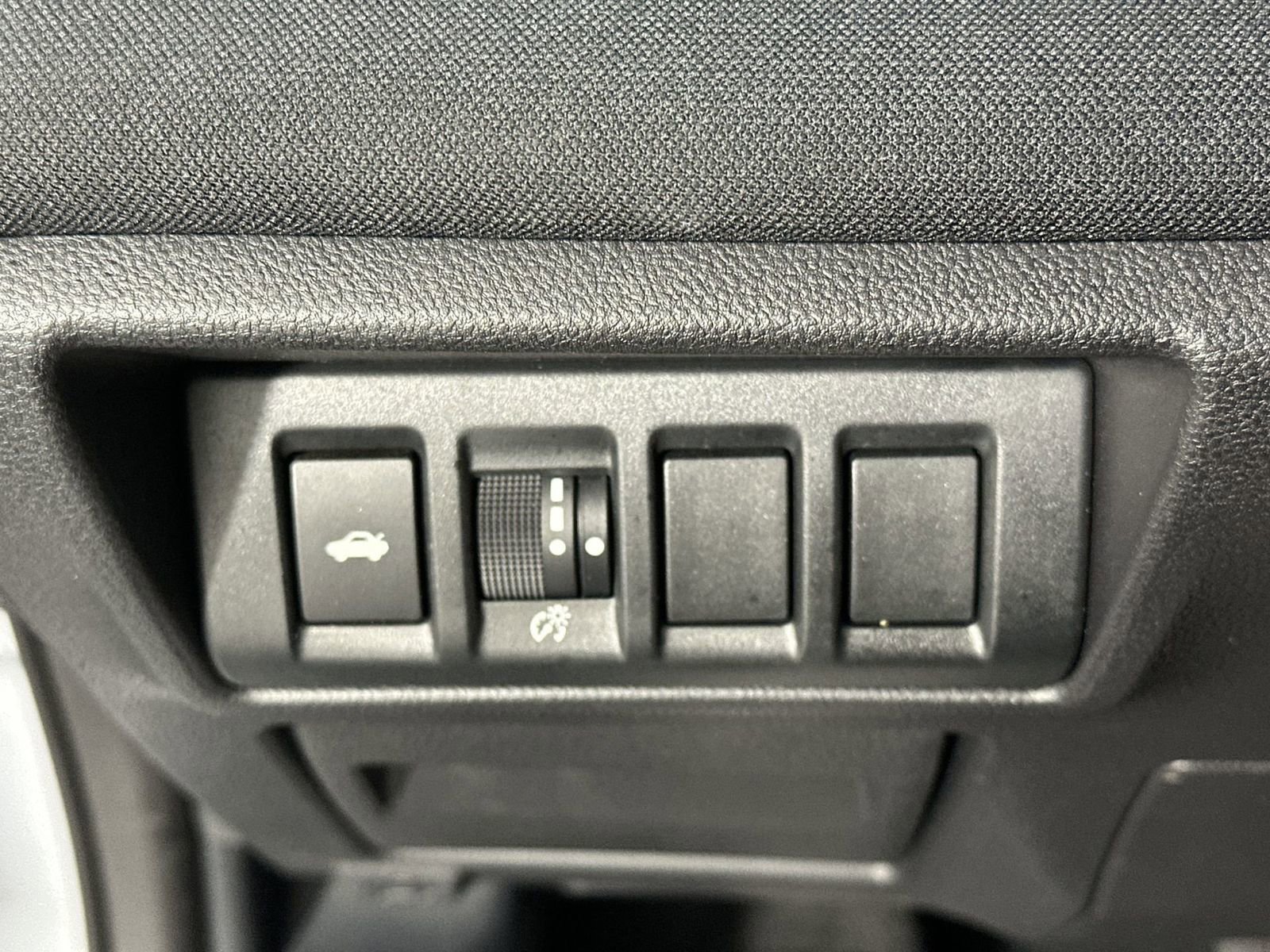 Used 2022 Subaru Legacy image 22