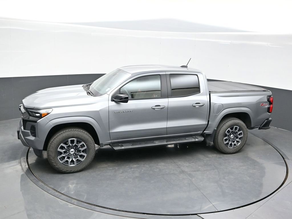 Used 2024 Chevrolet Colorado Z71 w/ Z71 Convenience Package 2 image 31