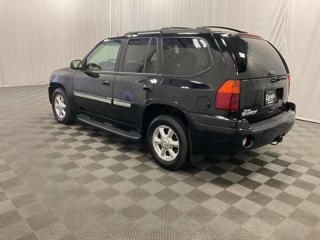 Used 2005 GMC Envoy SLT AWD/4WD image 8