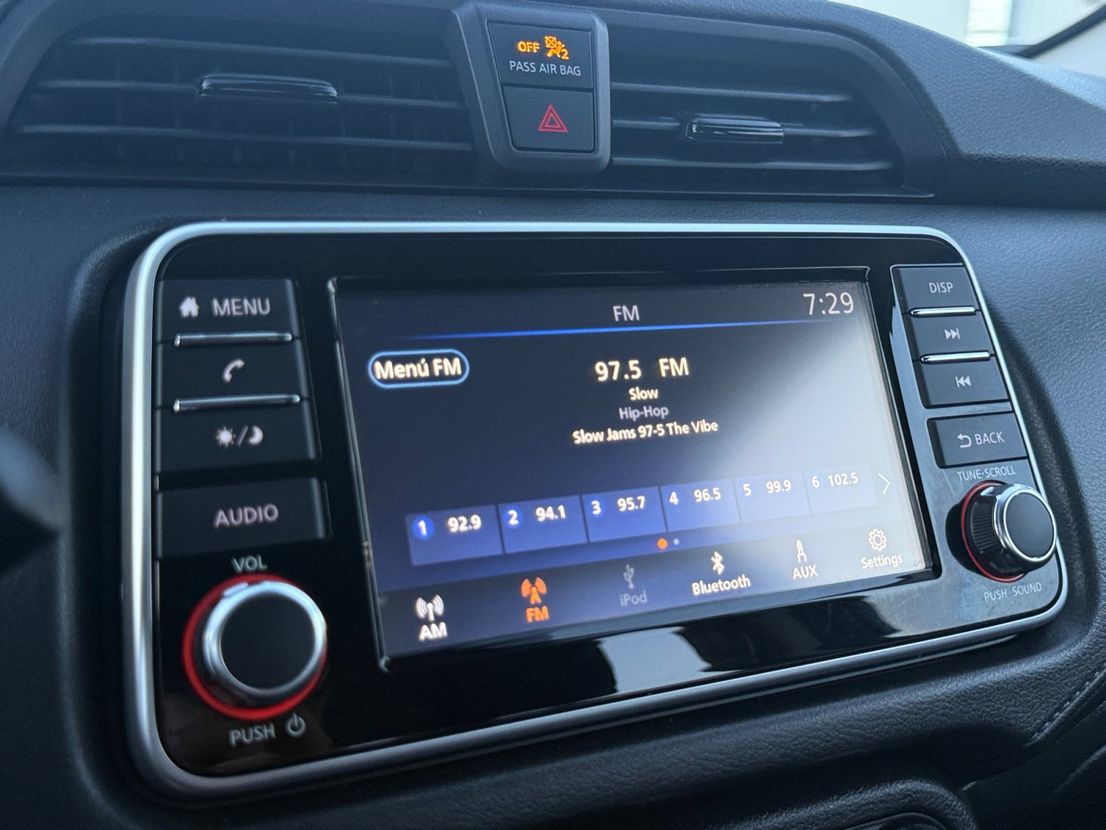 Used 2025 Nissan Versa S FWD image 20