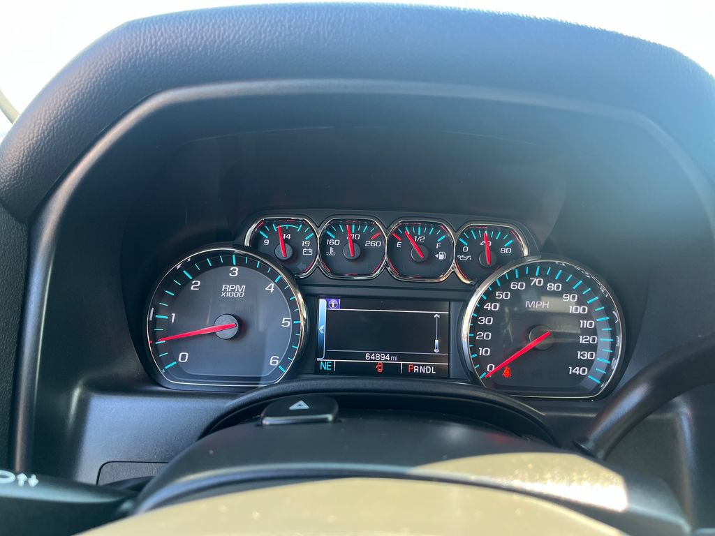 Used 2018 Chevrolet Silverado 1500 LT w/ All Star Edition RWD image 13