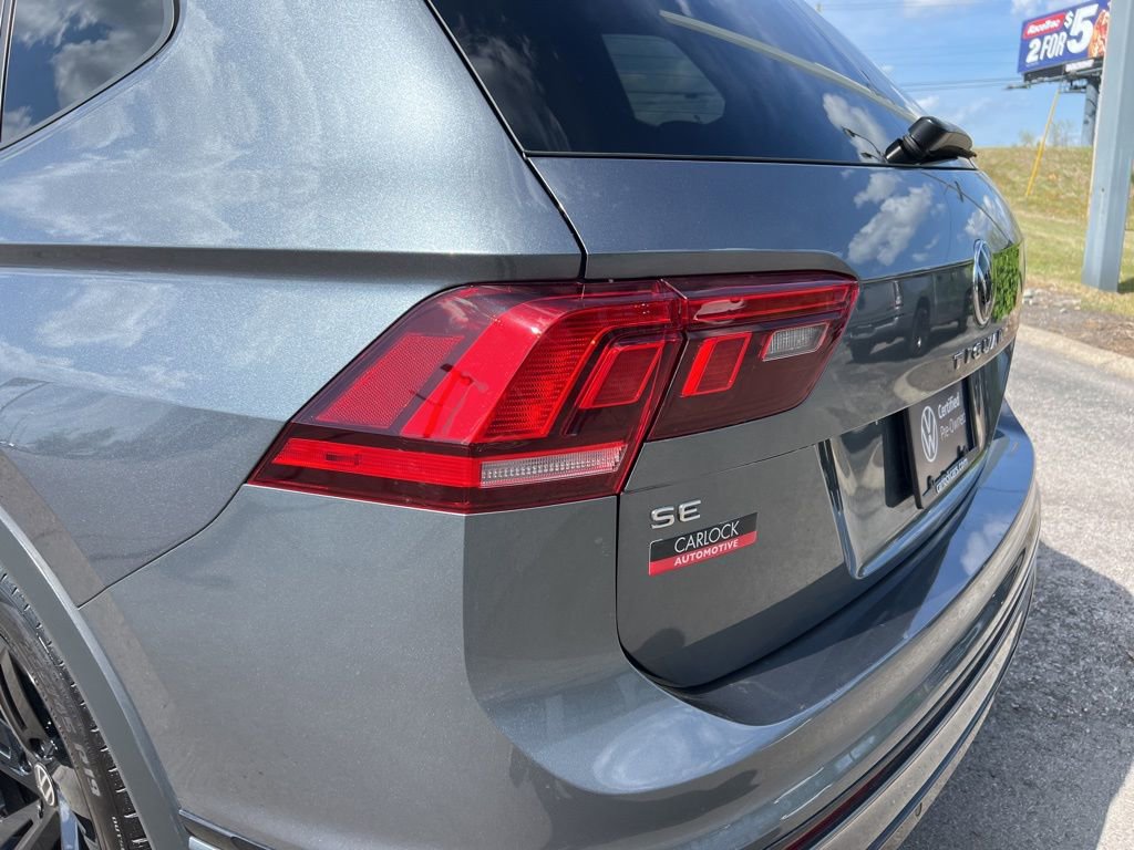 Certified 2024 Volkswagen Tiguan SE R-Line FWD image 13