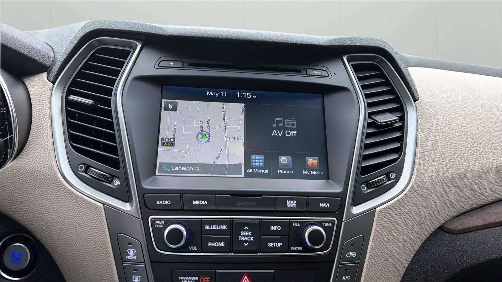 Used 2018 Hyundai Santa Fe Sport FWD image 17