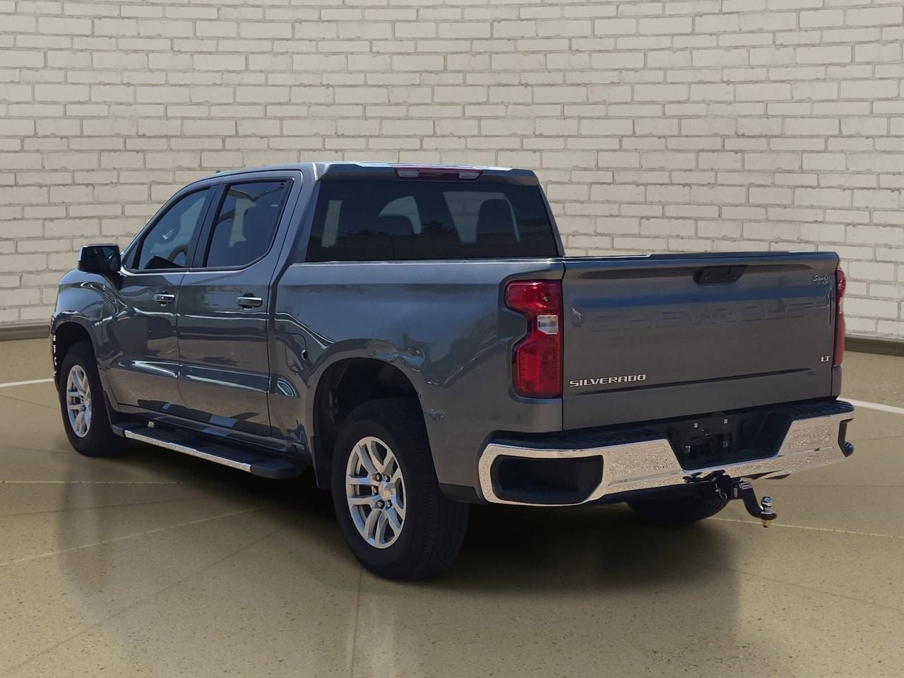 Used 2022 Chevrolet Silverado 1500 LT RWD image 7