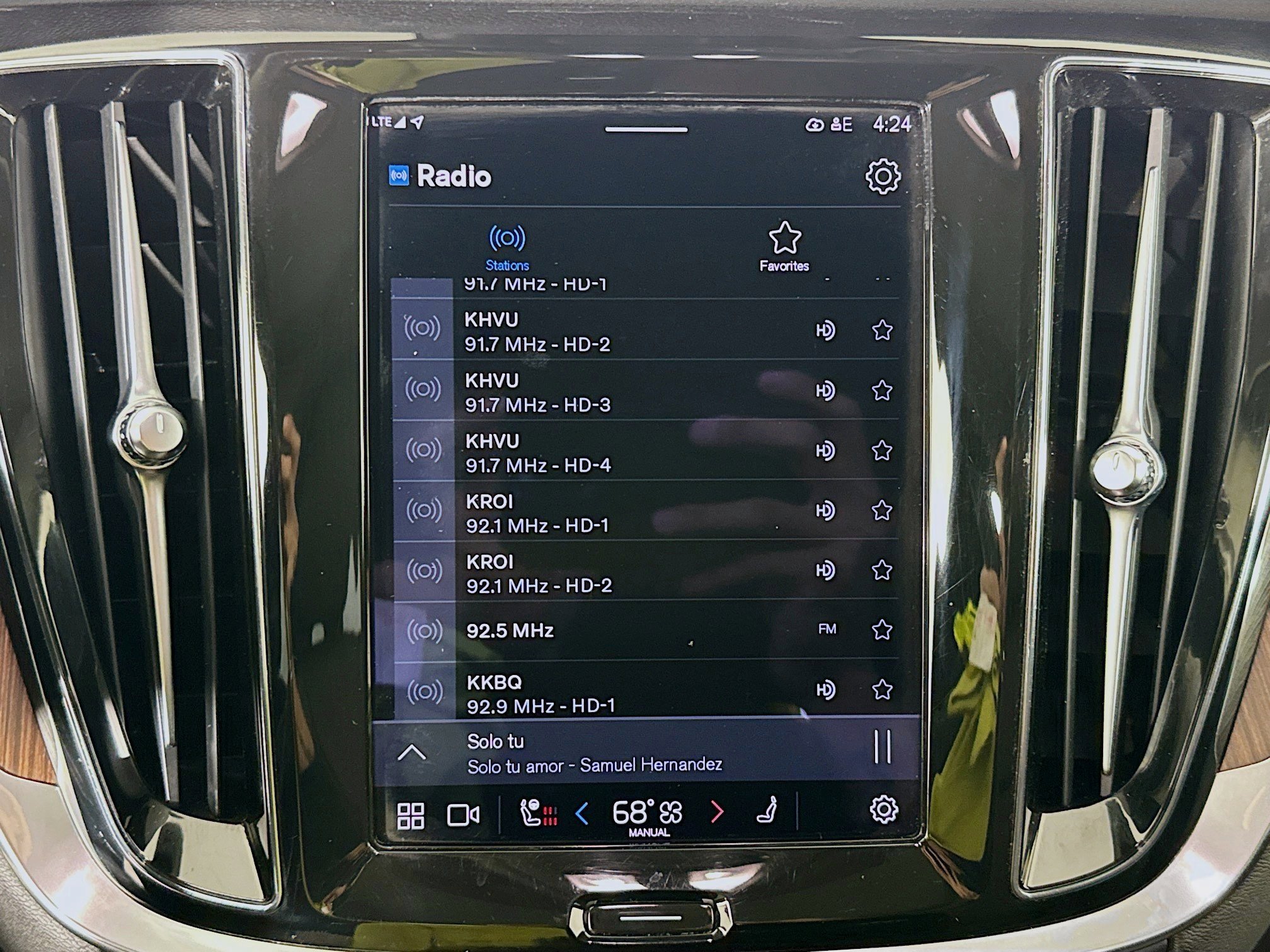 Used 2024 Volvo S60 B5 Plus FWD image 17