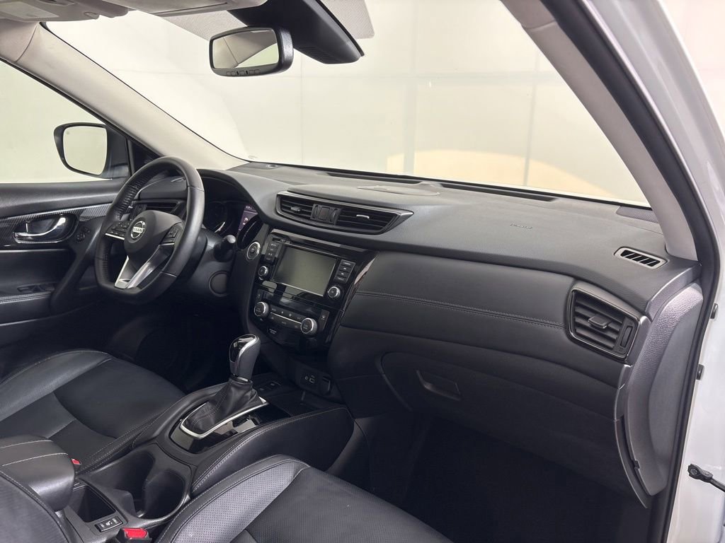 Used 2018 Nissan Rogue SL w/ Premium Package FWD image 15