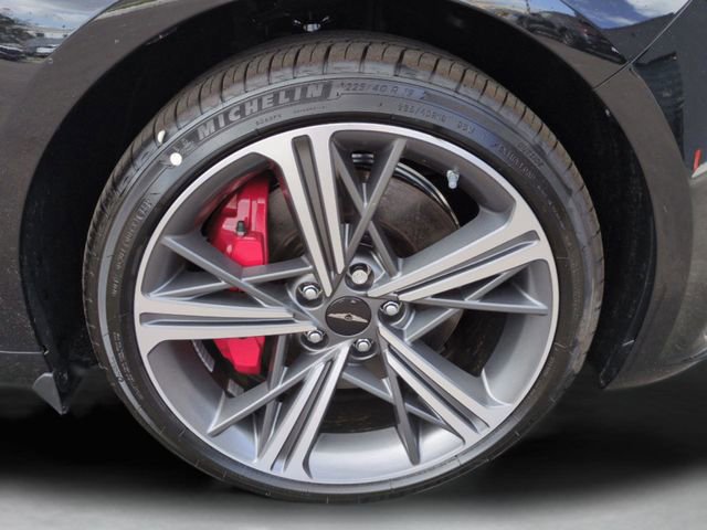 Certified 2025 Genesis G70 2.5T w/ Sport Prestige Package RWD image 14