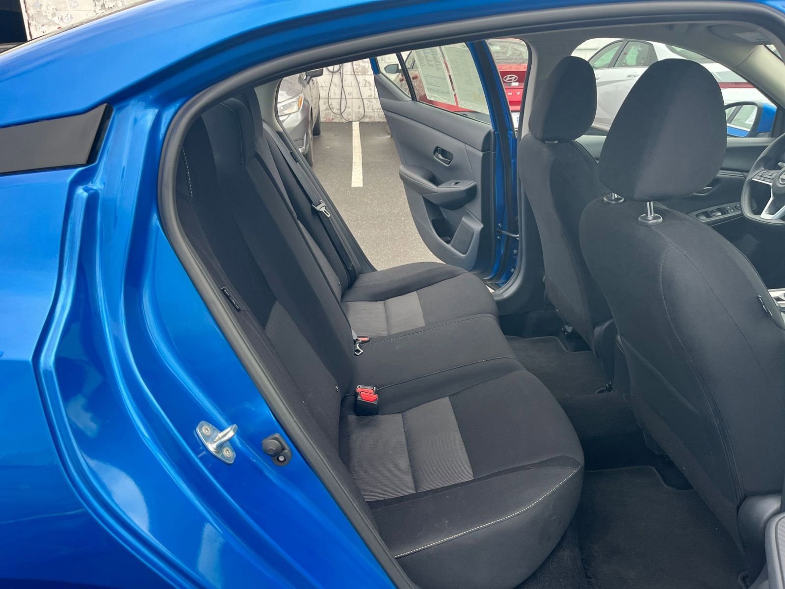 Used 2025 Nissan Sentra SV FWD image 25