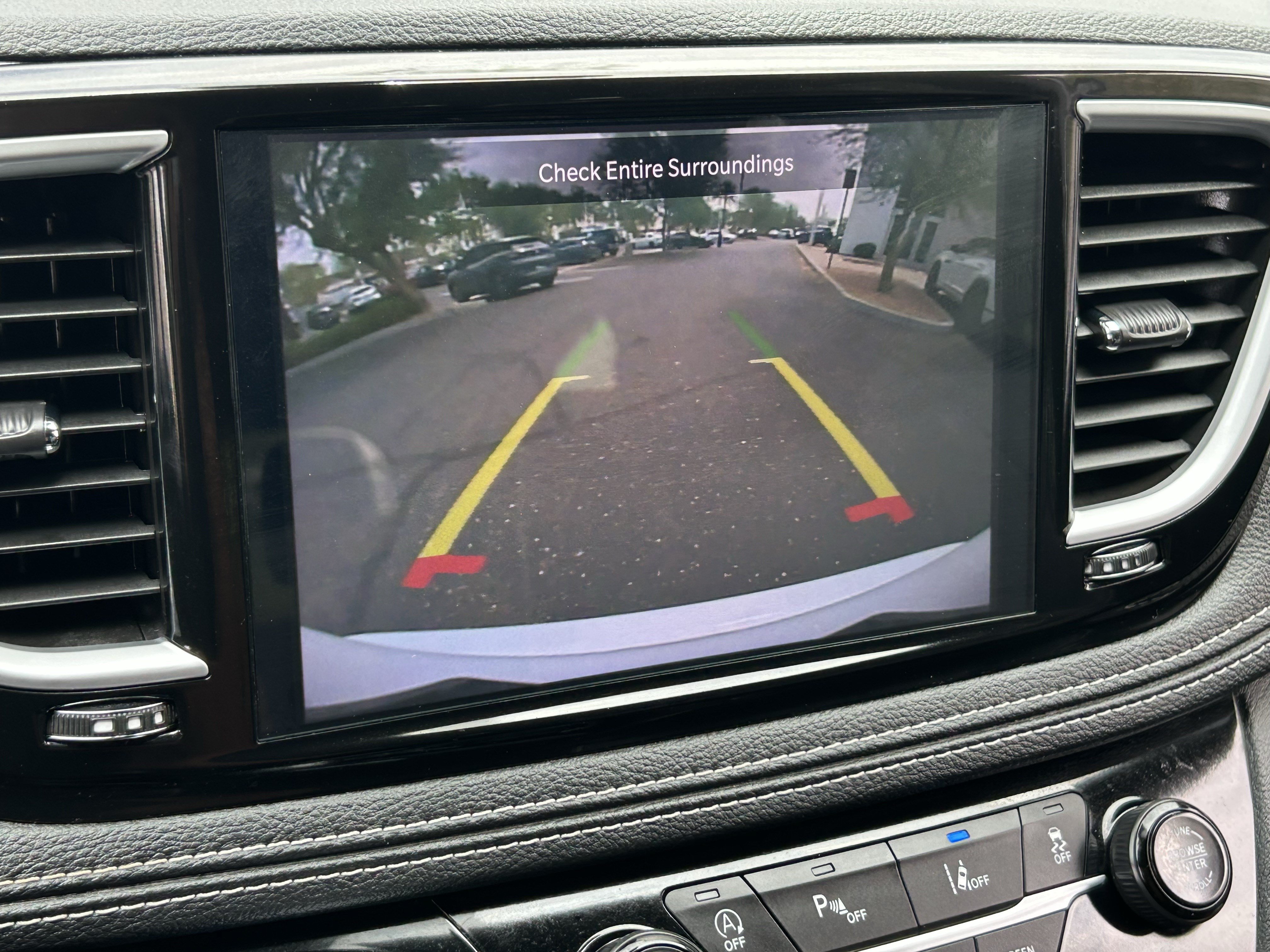 Used 2025 Chrysler Pacifica Limited FWD image 23