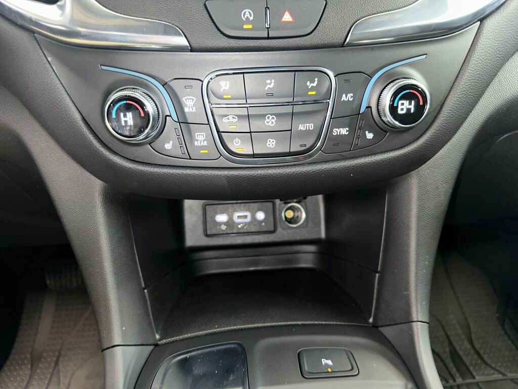 Certified 2024 Chevrolet Equinox LT w/ LPO, Floor Liner Package image 13