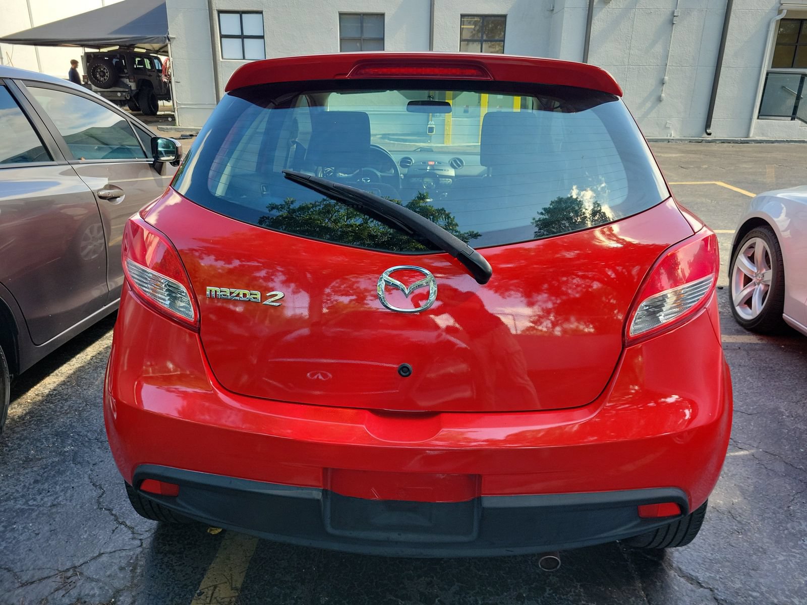 Used 2012 MAZDA MAZDA2 Touring FWD image 5
