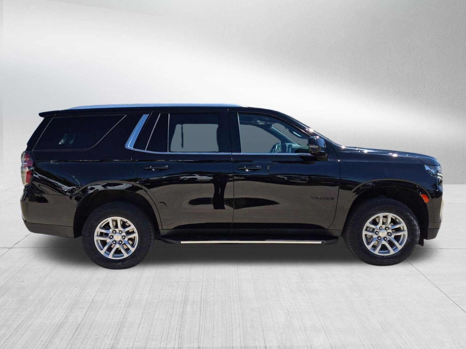 Certified 2023 Chevrolet Tahoe LT w/ Luxury Package AWD/4WD image 7