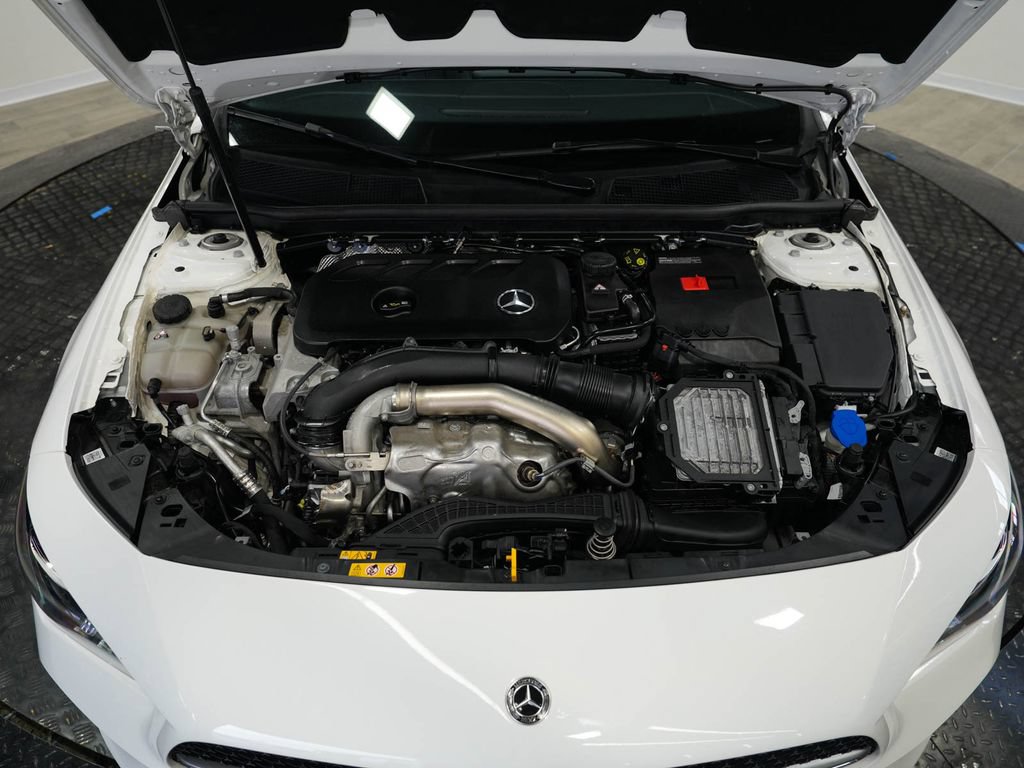 Used 2025 Mercedes-Benz CLA 250 4MATIC image 39