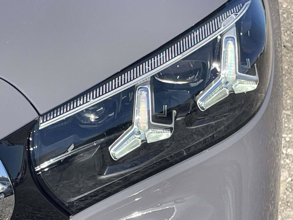 New 2027 Mercedes-Benz S 580 4MATIC Sedan image 13