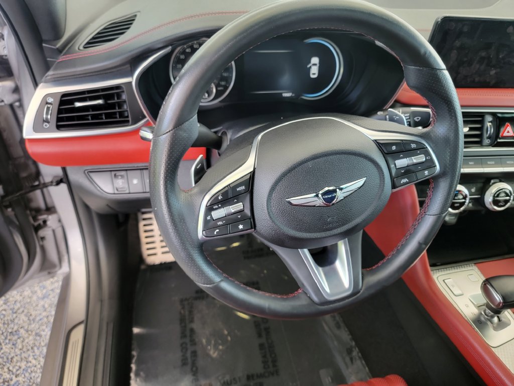 Used 2023 Genesis G70 2.0T w/ Sport Prestige Package RWD image 17