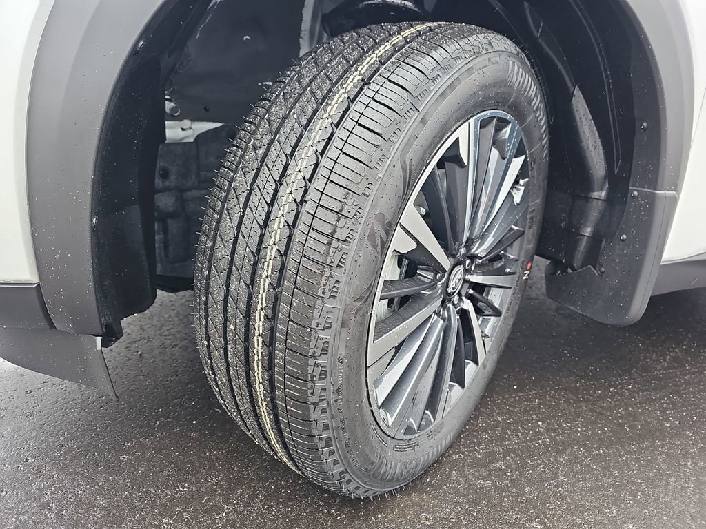 New 2026 Nissan Pathfinder Platinum image 35