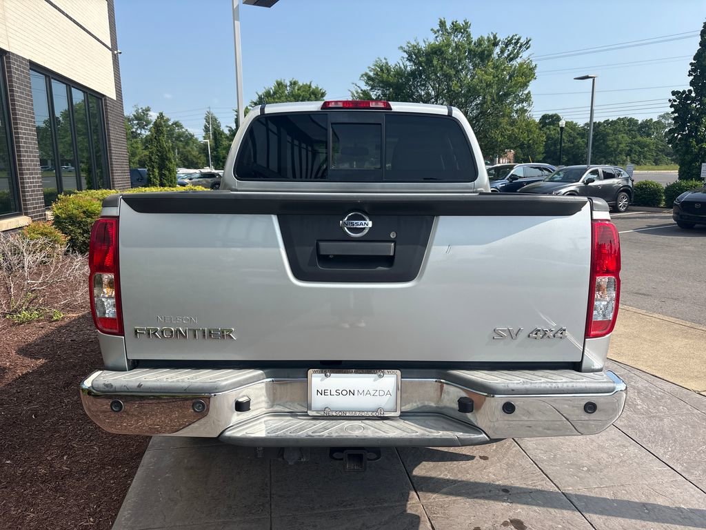 Used 2016 Nissan Frontier SV w/ SV Value Truck Package AWD/4WD image 4