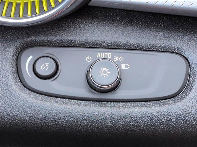 Used 2026 Chevrolet Trax LT w/ Driver Confidence Package FWD image 17