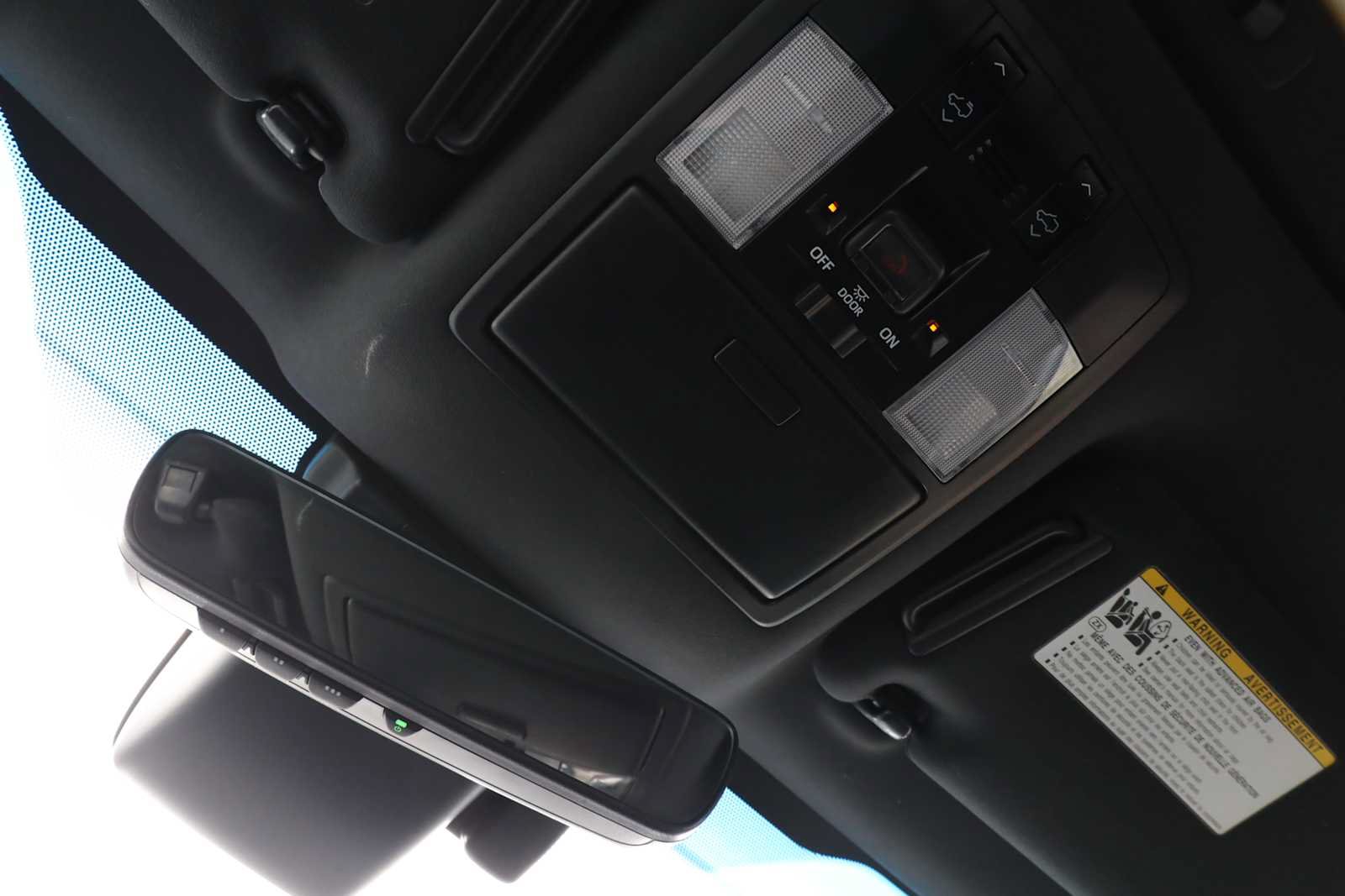 Used 2022 Lexus GX 460 w/ Black Line Special Edition AWD/4WD image 30
