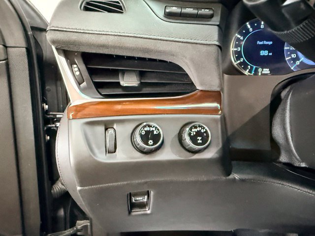Used 2018 Cadillac Escalade Premium Luxury AWD/4WD image 18