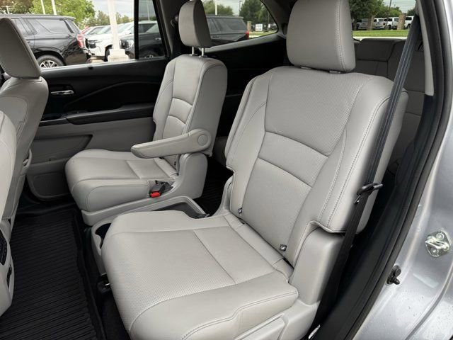 Used 2020 Honda Pilot Elite image 30