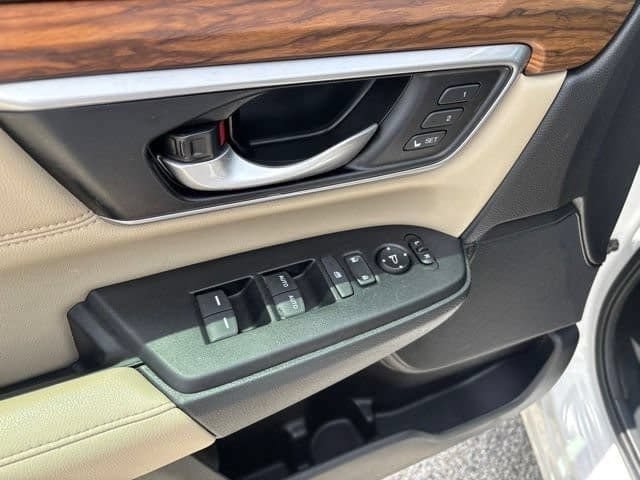 Used 2022 Honda CR-V Touring image 24