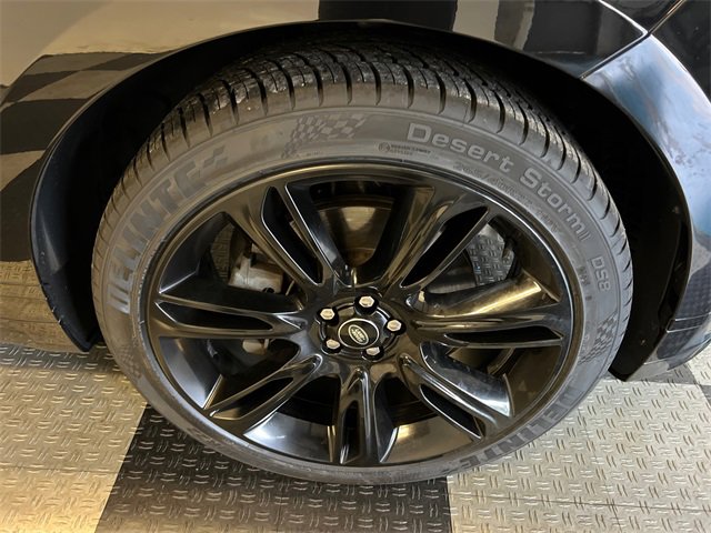 Used 2023 Land Rover Range Rover Velar R-Dynamic S image 10