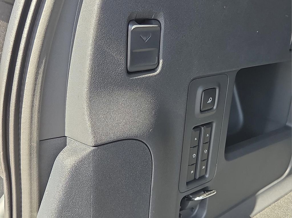 New 2026 Lincoln Navigator Premiere image 11