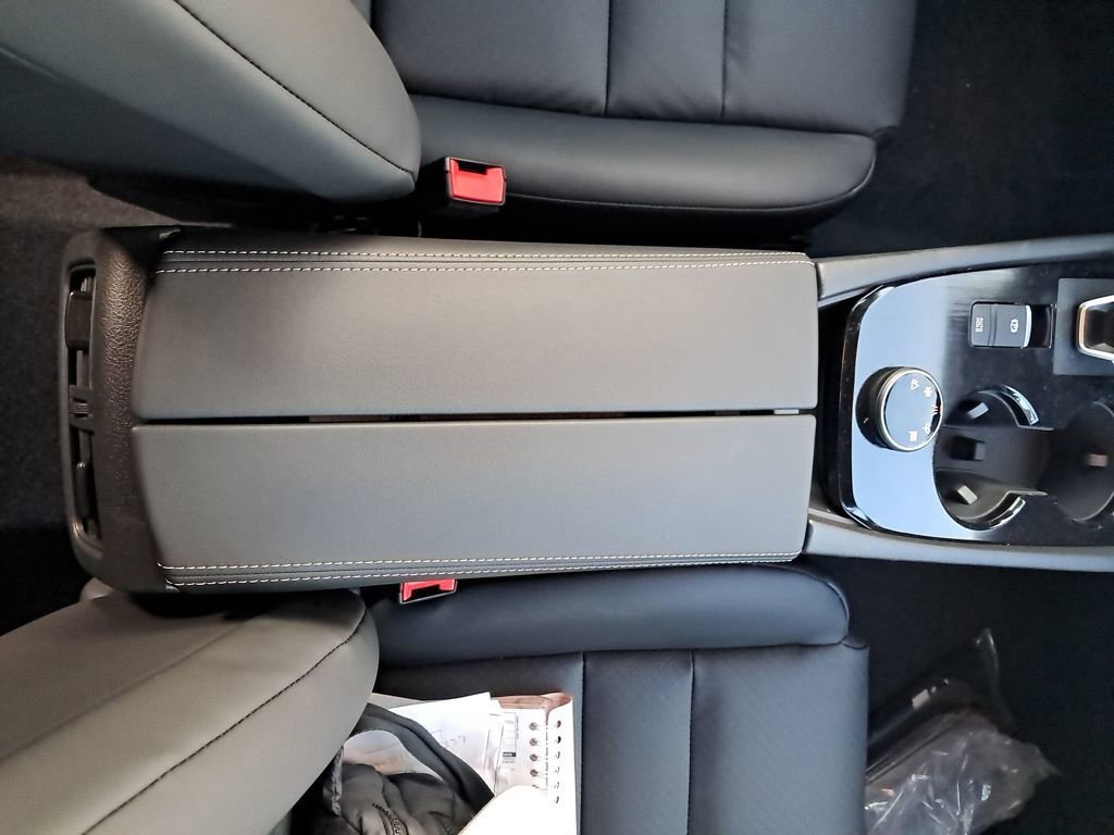 New 2026 Nissan Rogue SV image 27