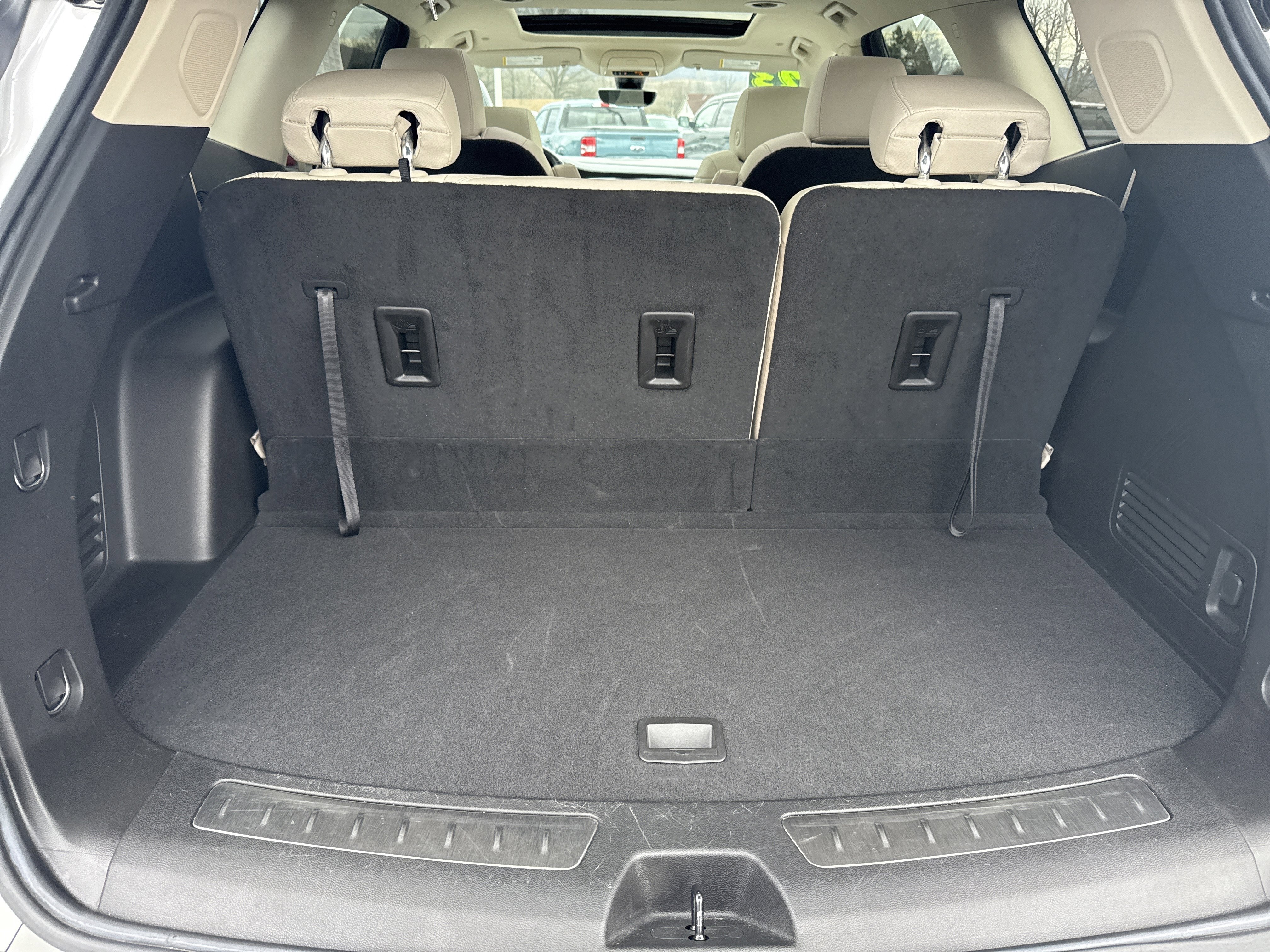 Used 2023 Buick Enclave Premium w/ Experience Buick Package image 5