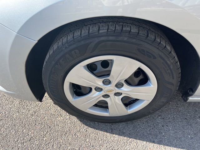 Used 2018 Chevrolet Cruze LS image 20