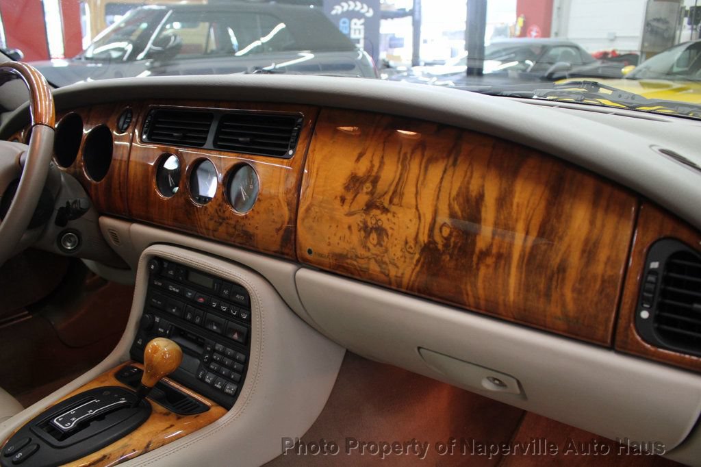 Used 2002 Jaguar XK8 Convertible RWD image 35