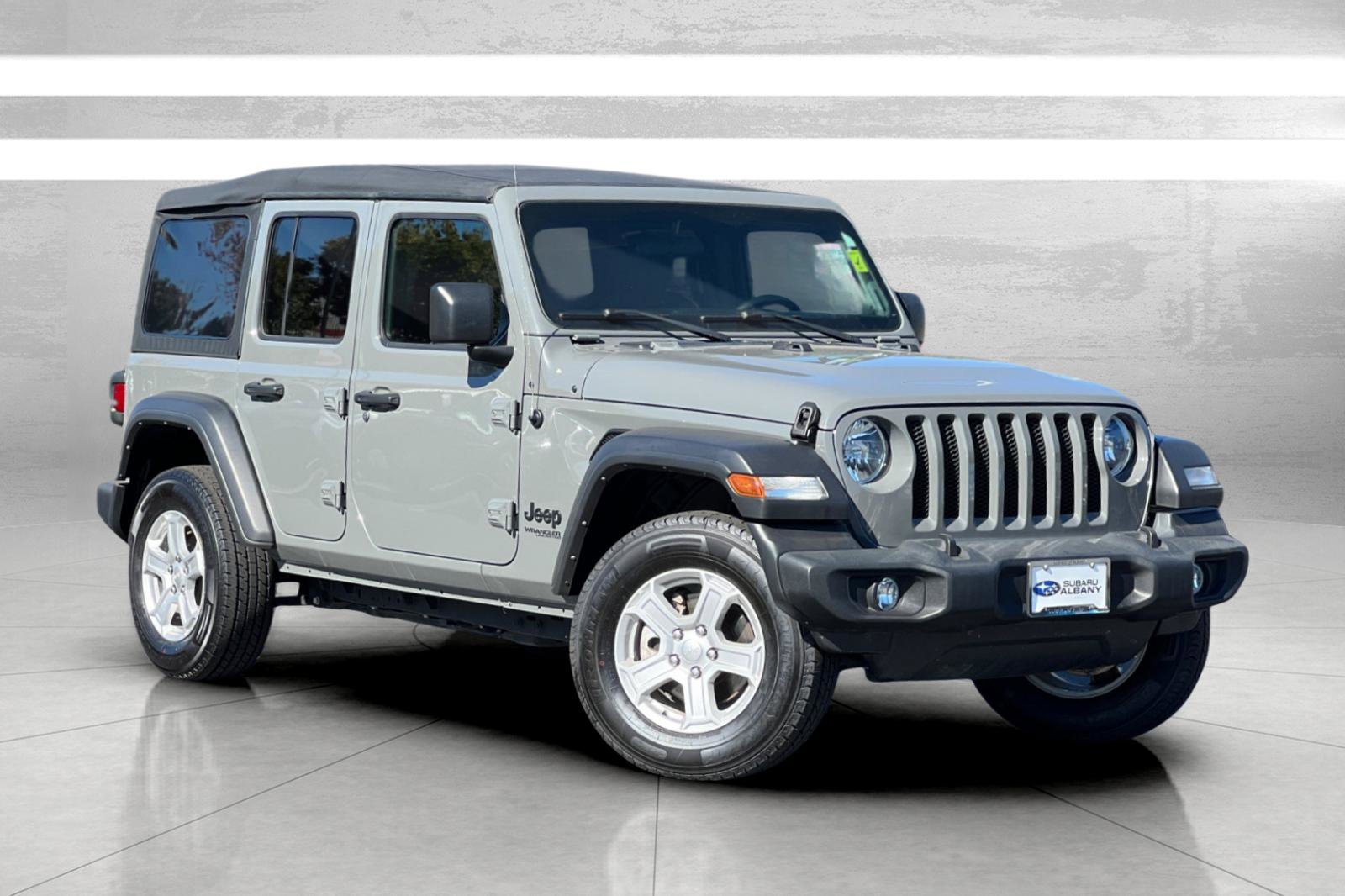 Used 2022 Jeep Wrangler Unlimited Sport image 2