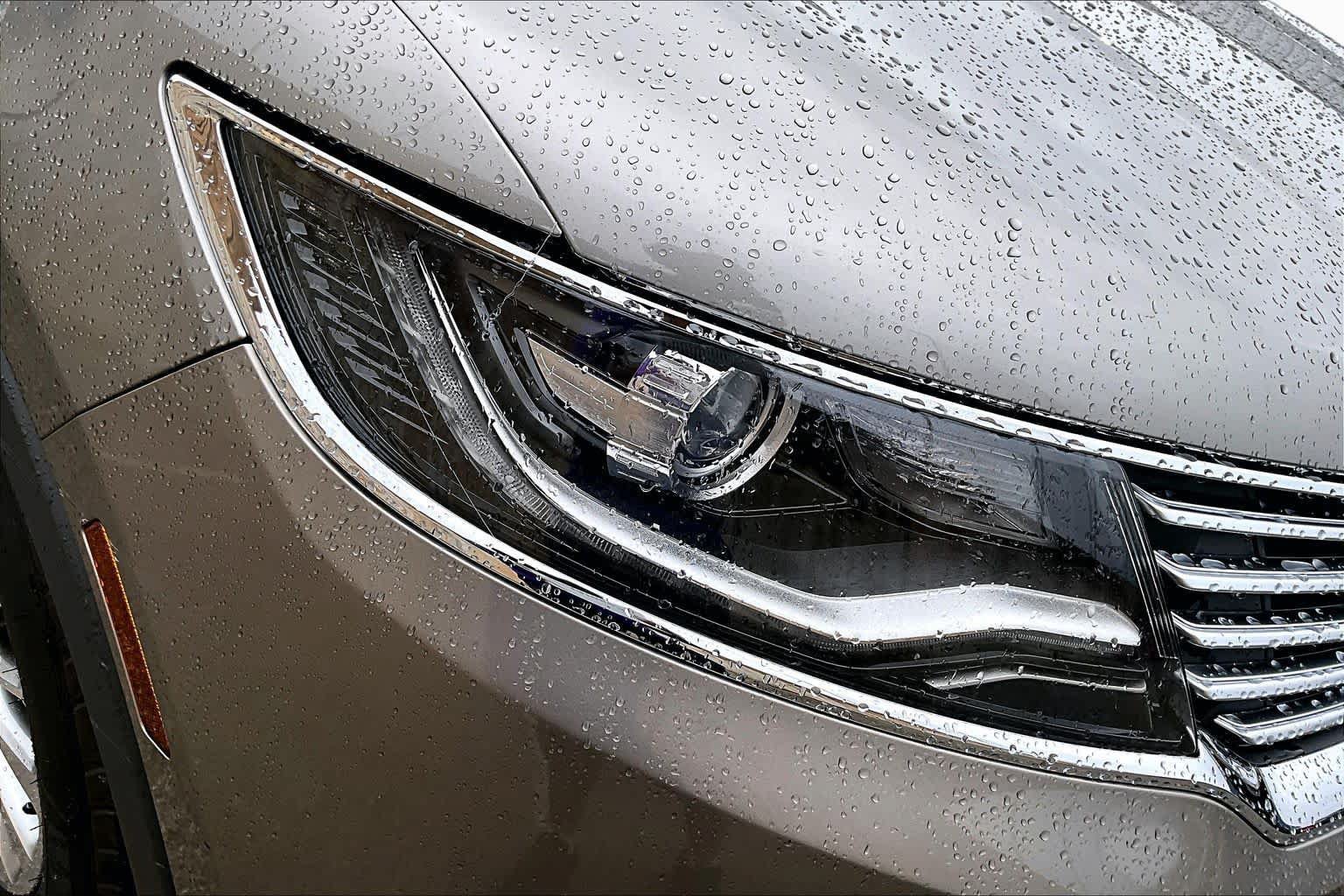 Used 2016 Lincoln MKX Select w/ Select Plus Package FWD image 27