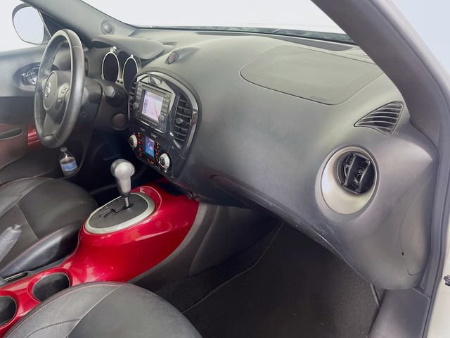 Used 2014 Nissan Juke SL FWD image 32