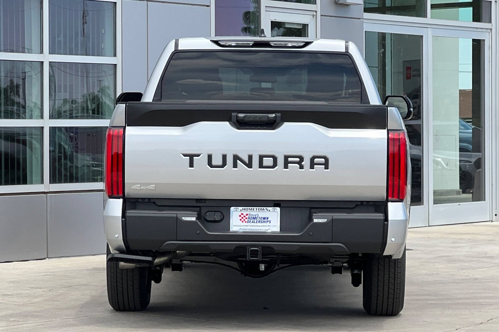 New 2026 Toyota Tundra SR5 w/ SR5 Premium Package AWD/4WD image 5