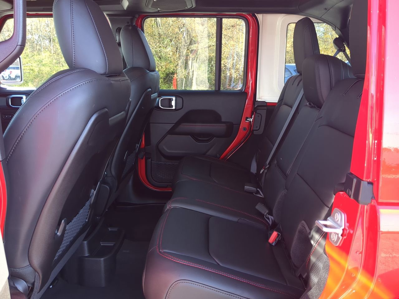 New 2026 Jeep Wrangler Unlimited Rubicon w/ Safety Group image 12
