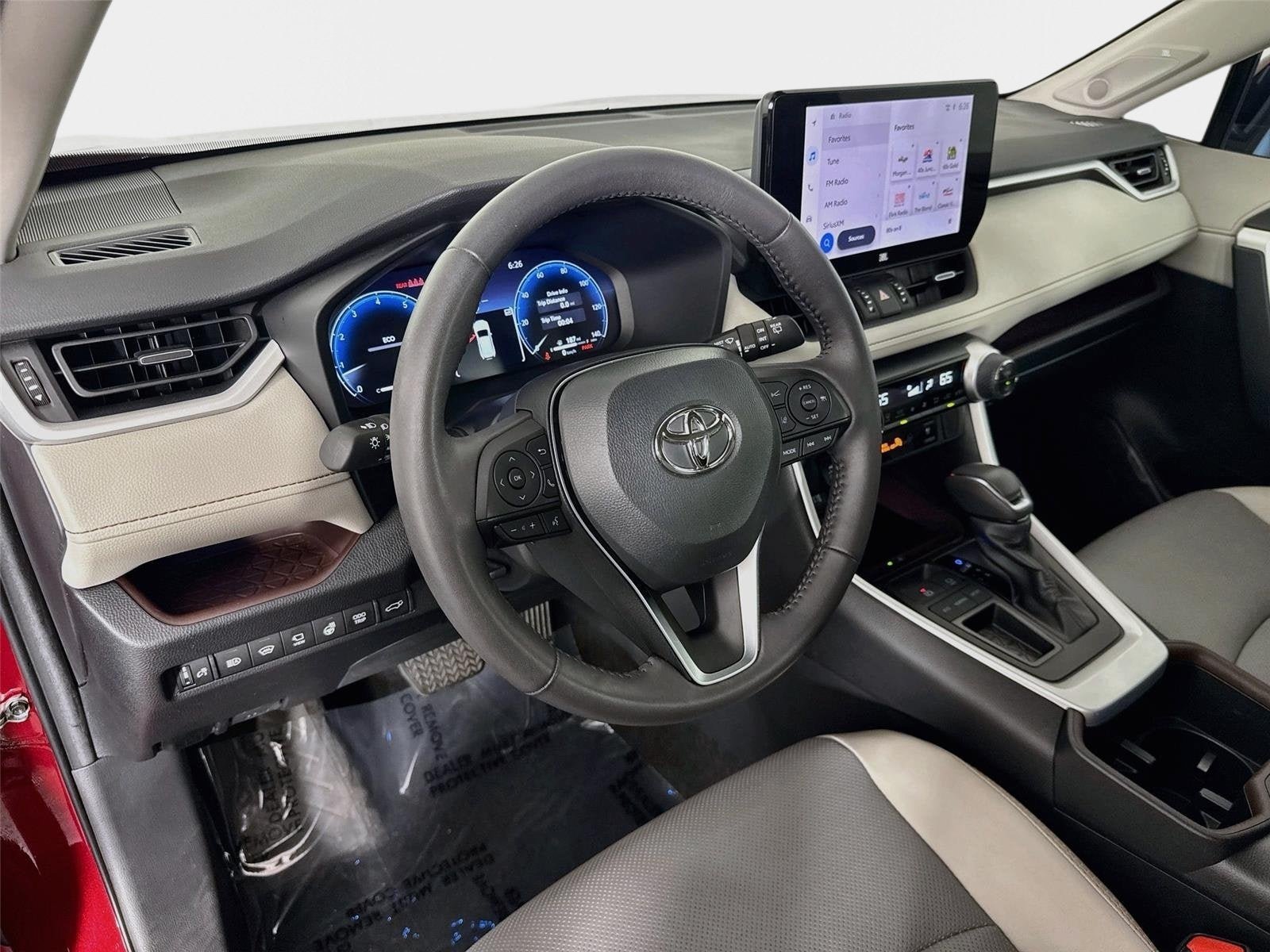 Used 2023 Toyota RAV4 Limited FWD image 10