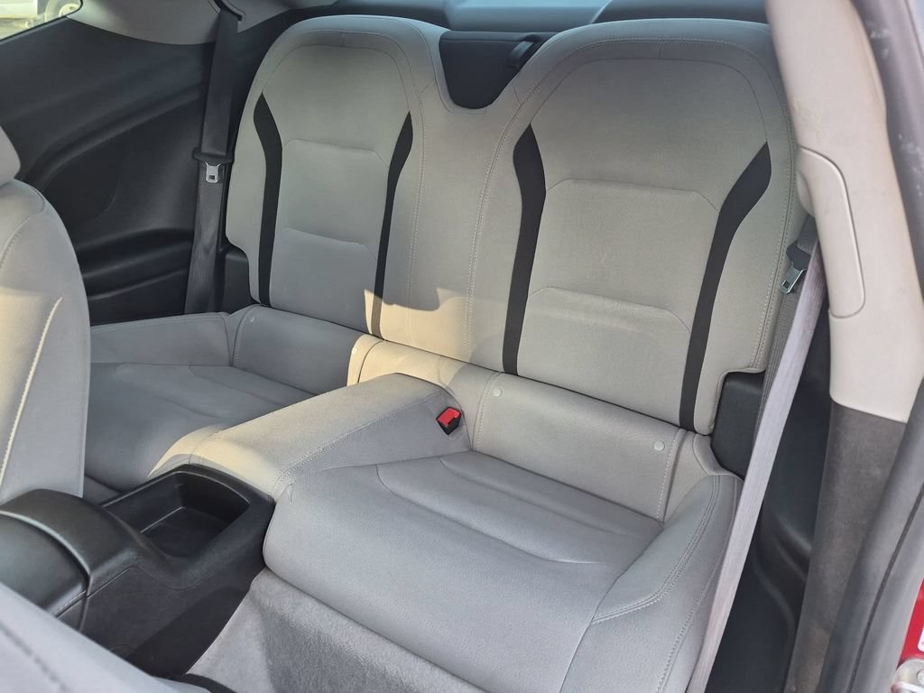 Used 2019 Chevrolet Camaro LT RWD image 21