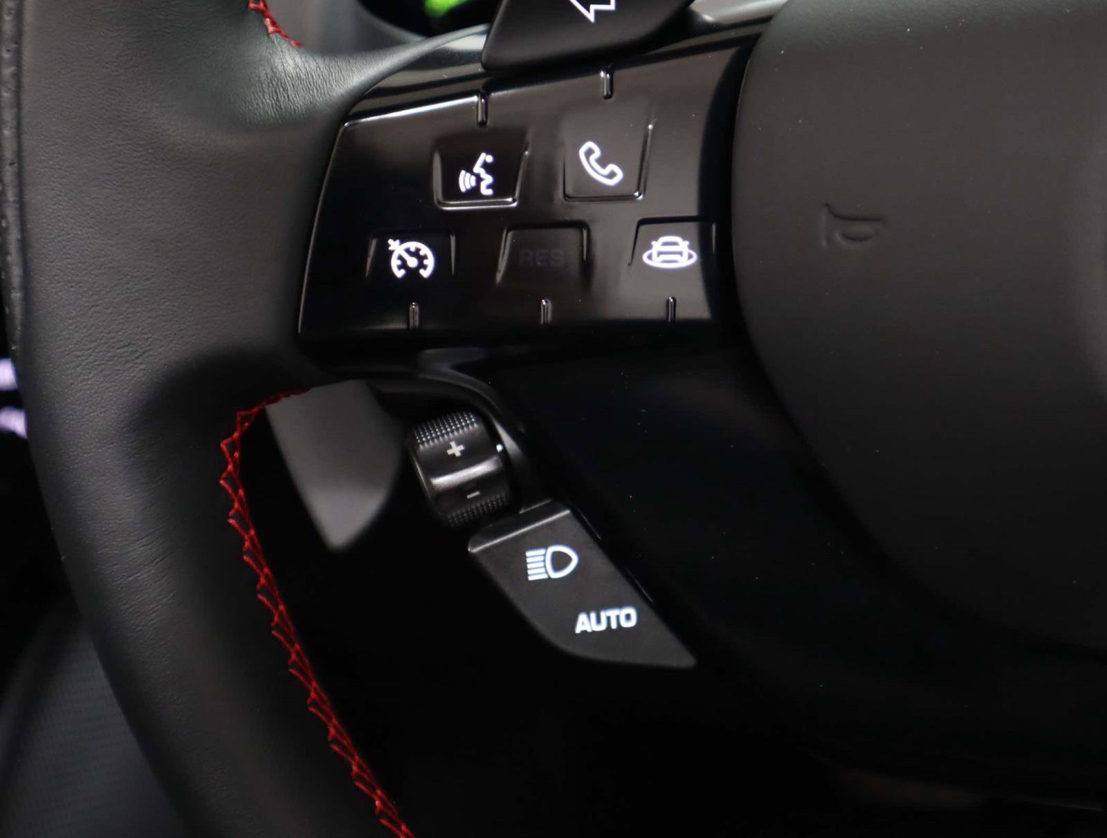 Certified 2025 Ferrari Roma Spider image 29