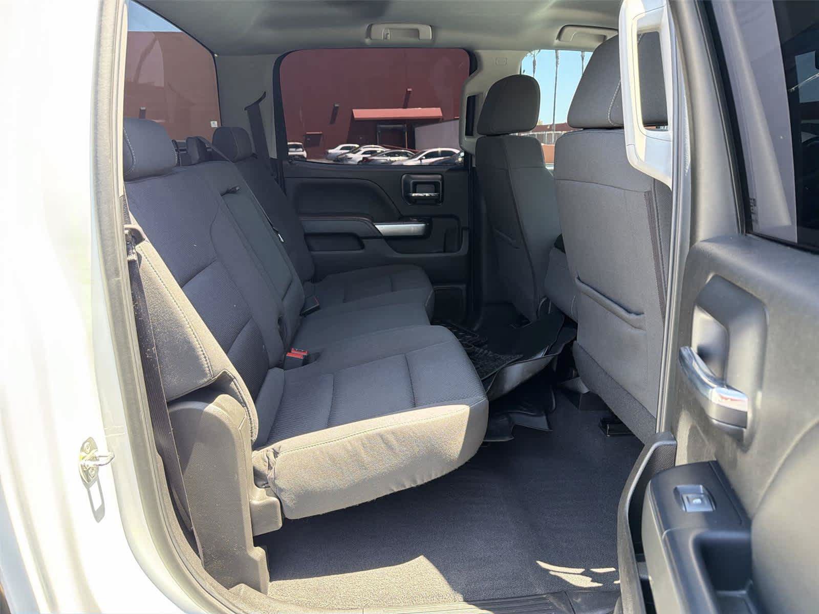 Used 2019 Chevrolet Silverado 2500 LT AWD/4WD image 14