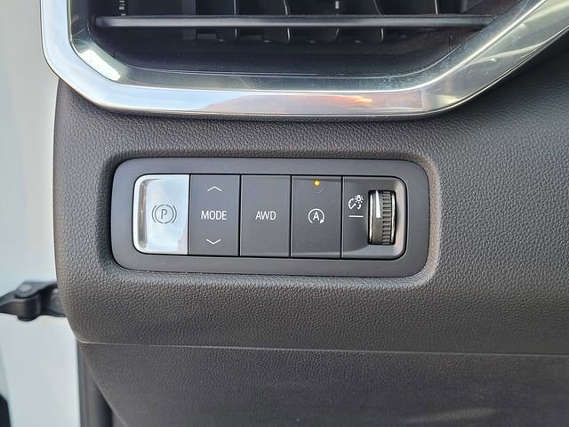 Used 2024 GMC Acadia Elevation image 24