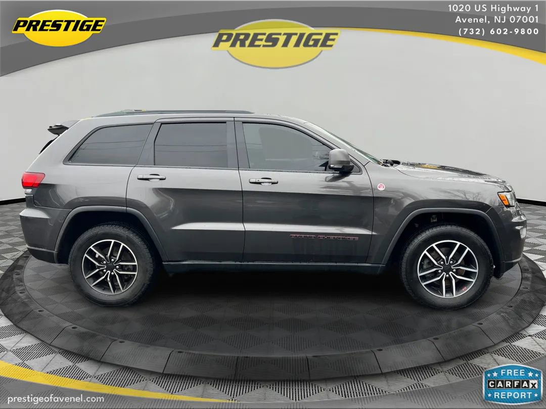 Used 2019 Jeep Grand Cherokee Trailhawk image 4