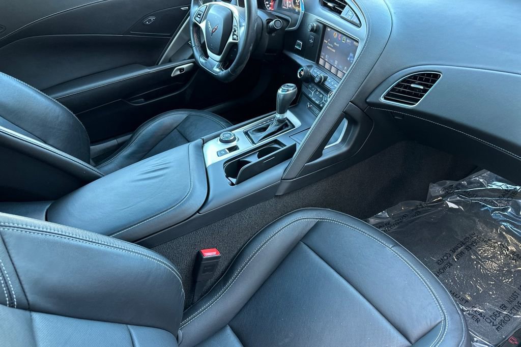 Used 2016 Chevrolet Corvette Stingray Coupe w/ Battery Protection Package image 13