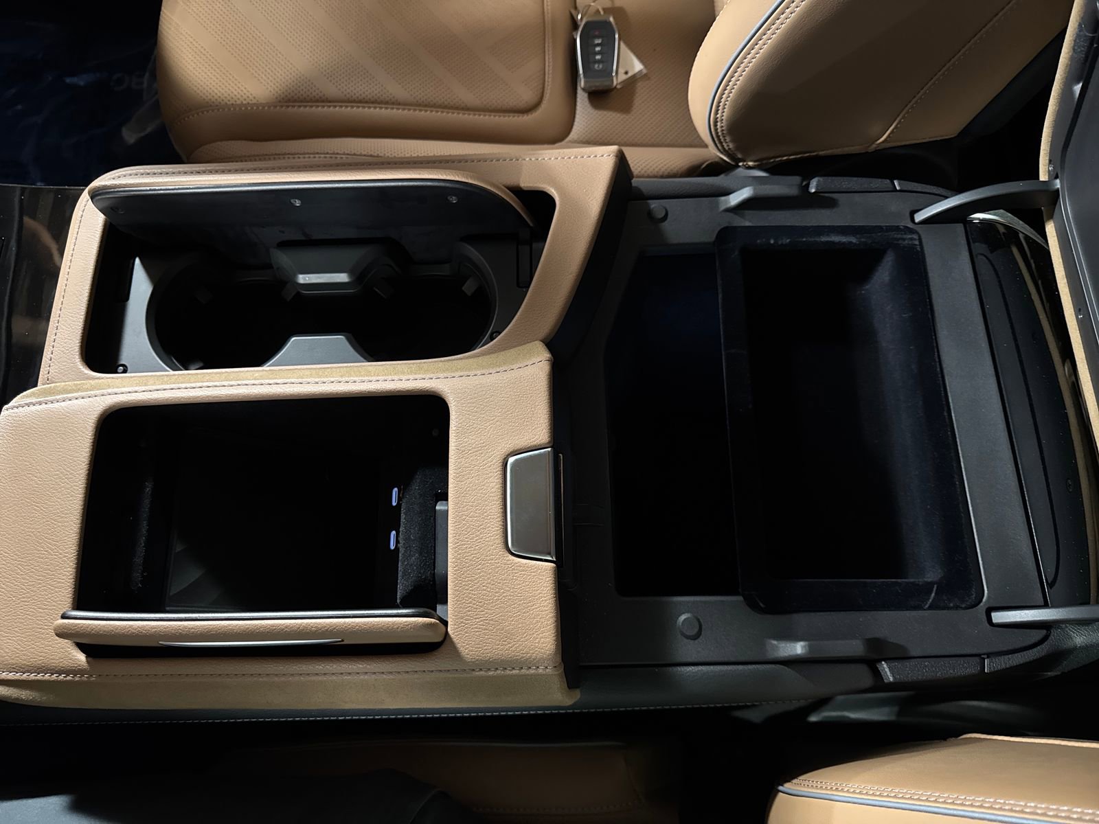 Used 2025 INFINITI QX80 Luxe AWD/4WD image 24