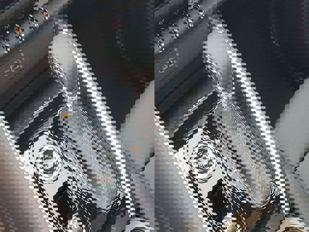 New 2025 Chevrolet Colorado LT w/ LT Convenience Package image 18