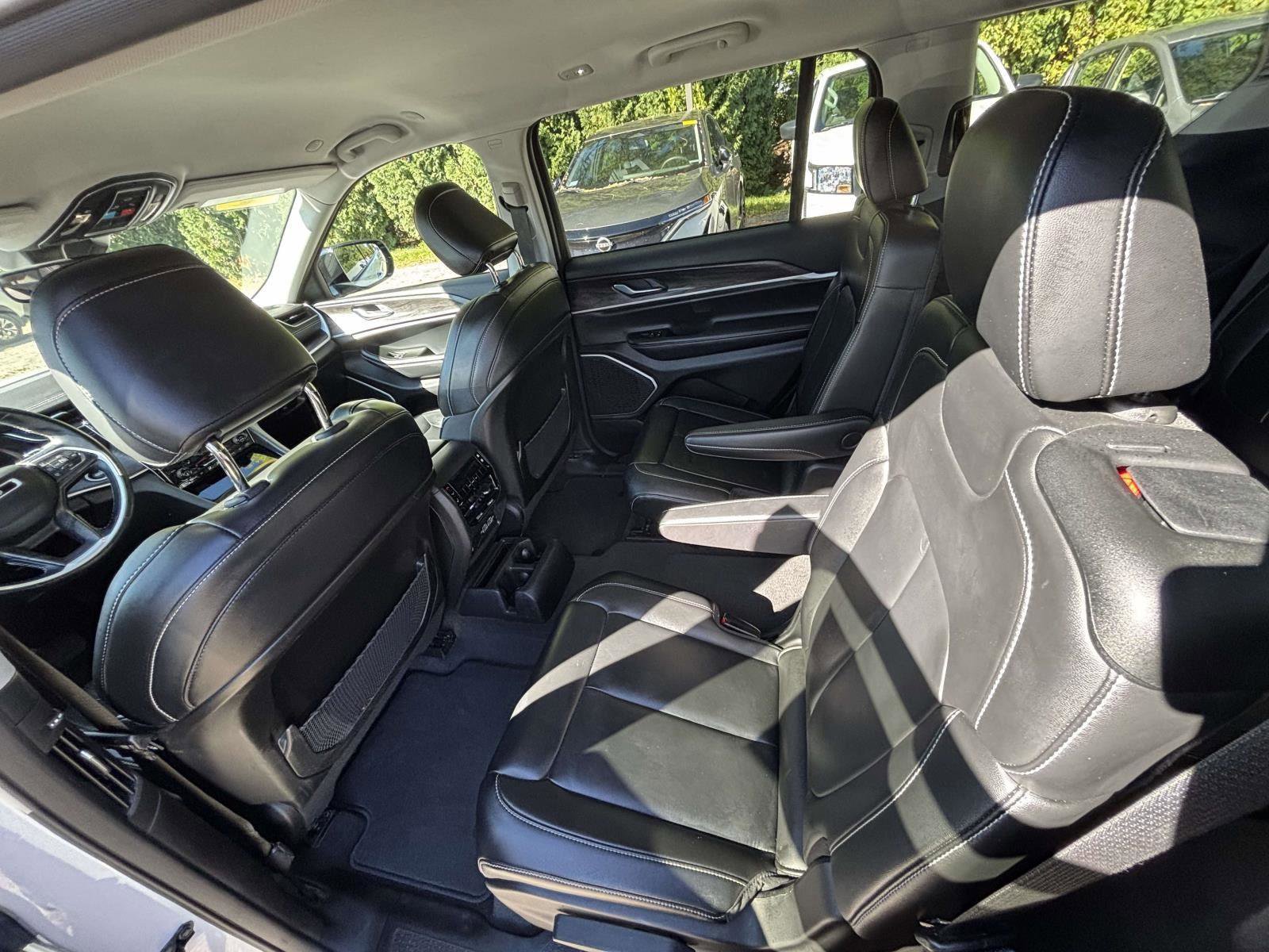 Used 2021 Jeep Grand Cherokee L Limited image 14