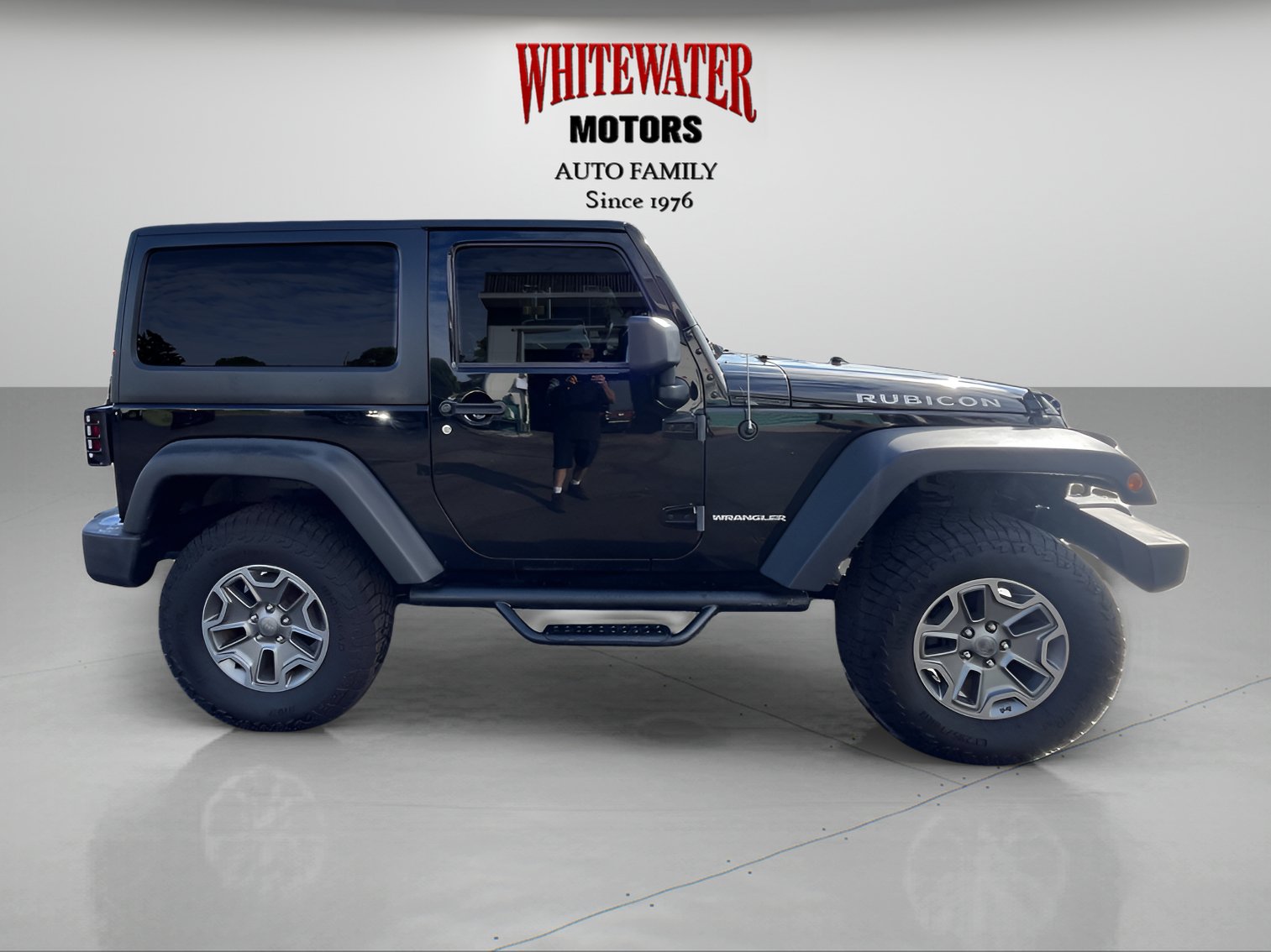 Used 2016 Jeep Wrangler Rubicon w/ Power Convenience Group AWD/4WD image 7