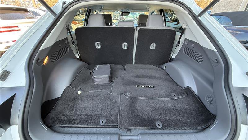 Used 2024 Hyundai Ioniq 5 SEL image 31